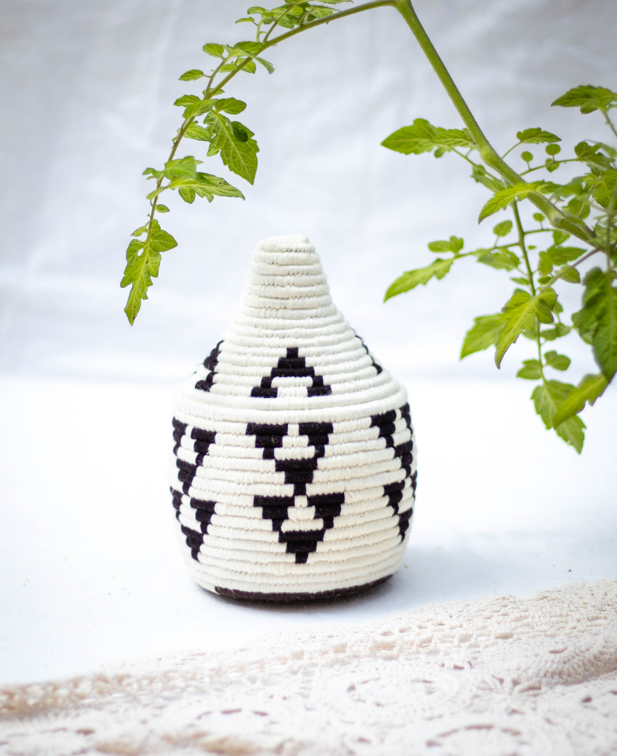 Hand-Woven Moroccan Wool Pot - 021
