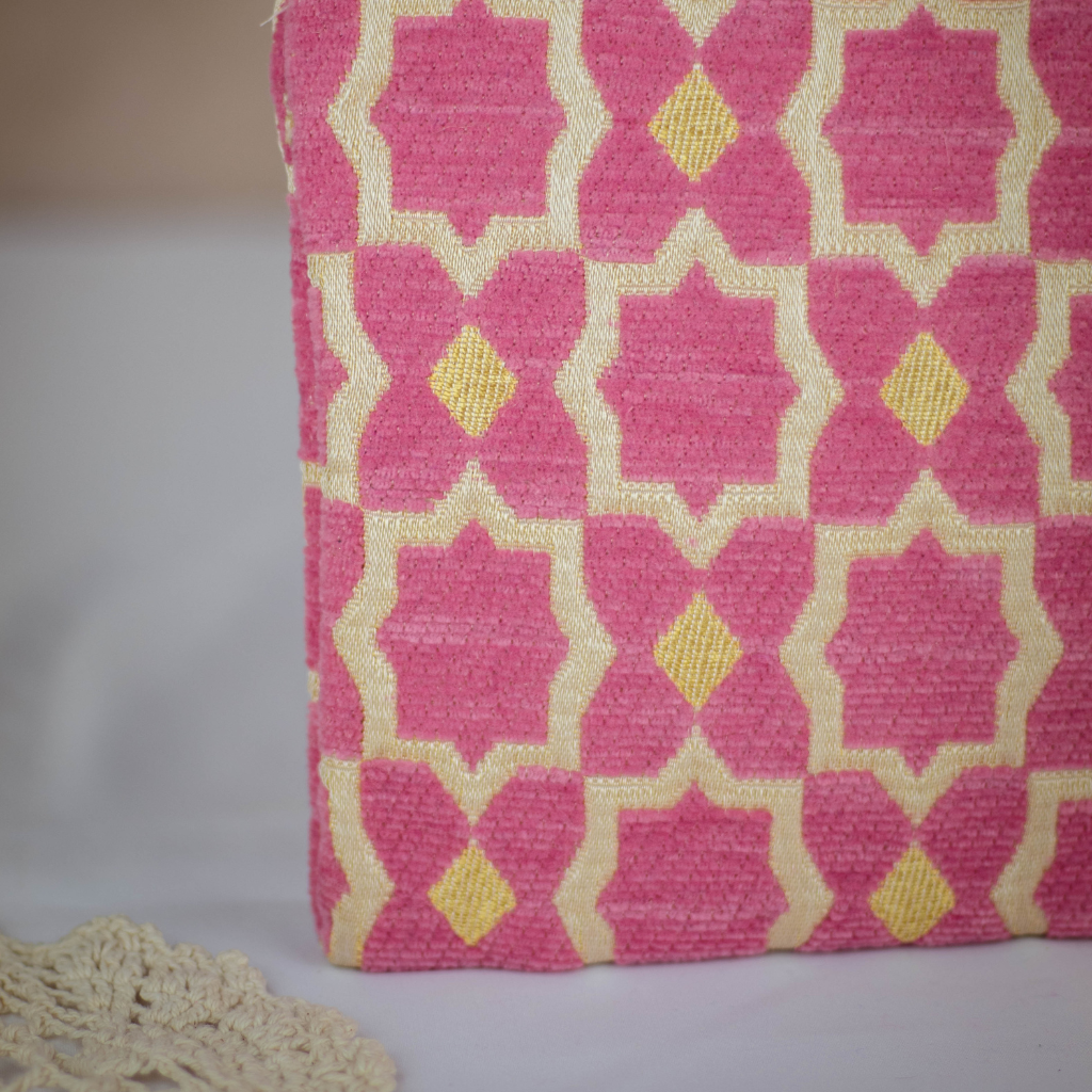 Tassel Clutch in Pink - Sleek Party Purse with Zip