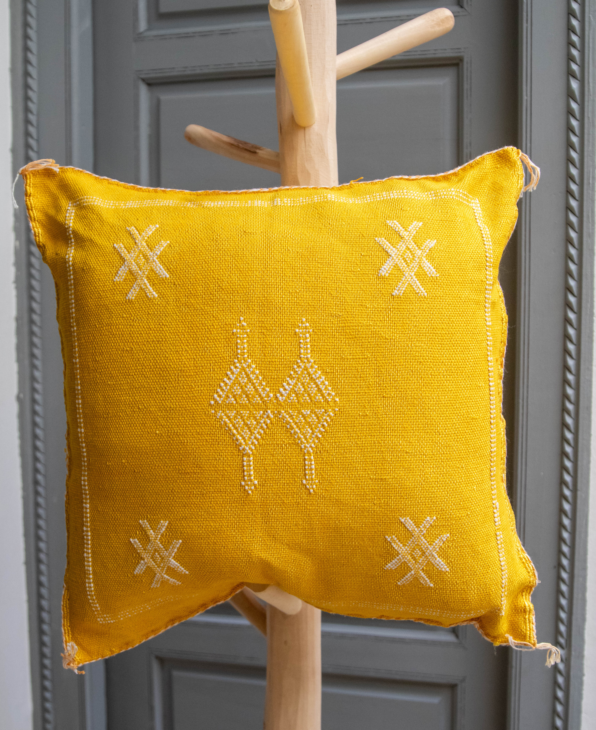 Handmade Moroccan Cactus Silk Cushion Cover - 28