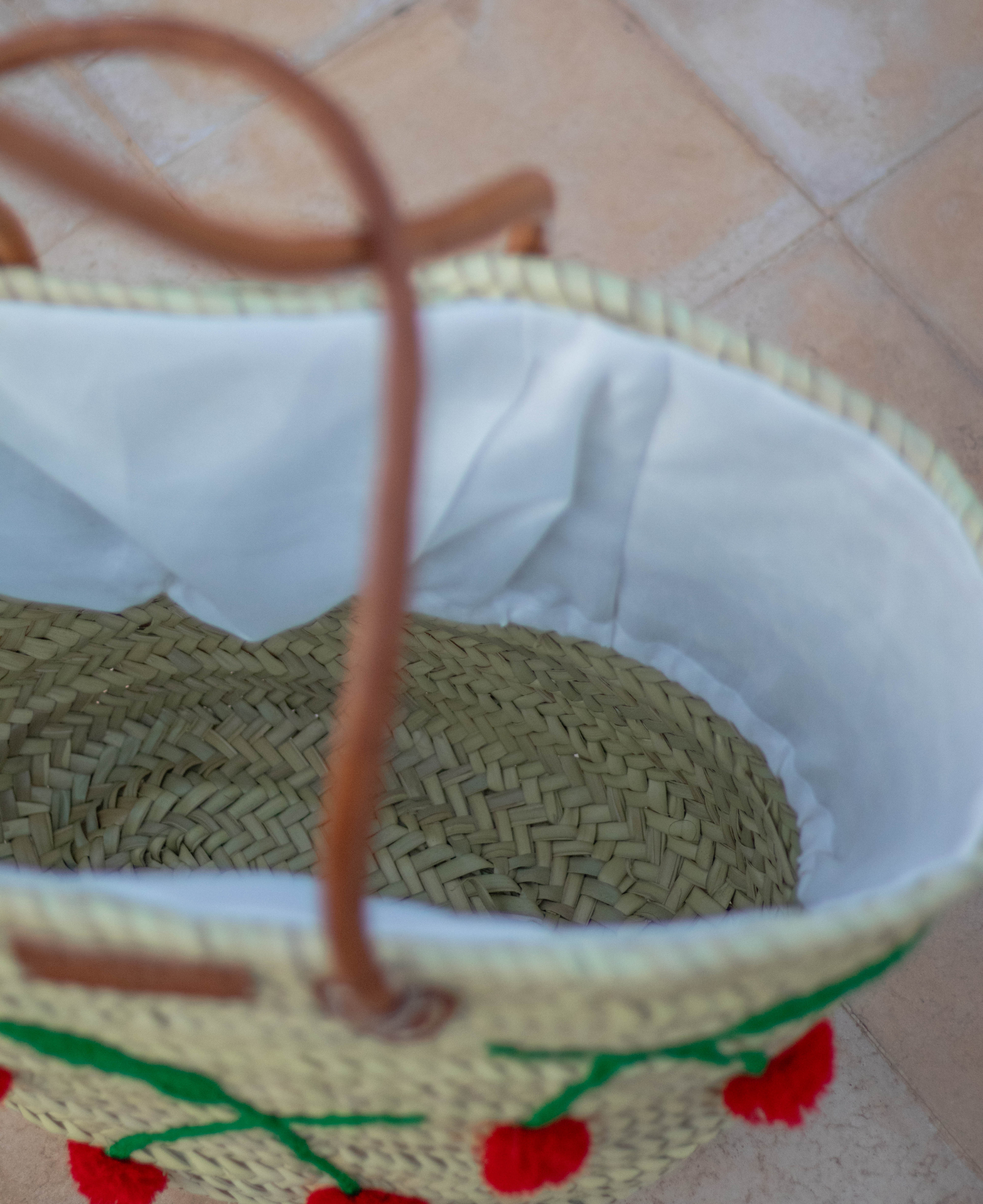 Straw Shopper Baskets