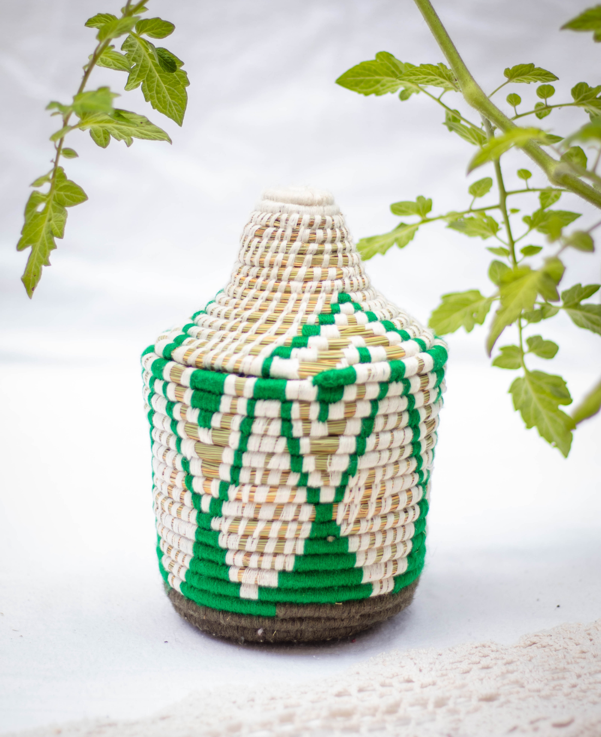 Hand -Woven Moroccan Wool Pot - 019
