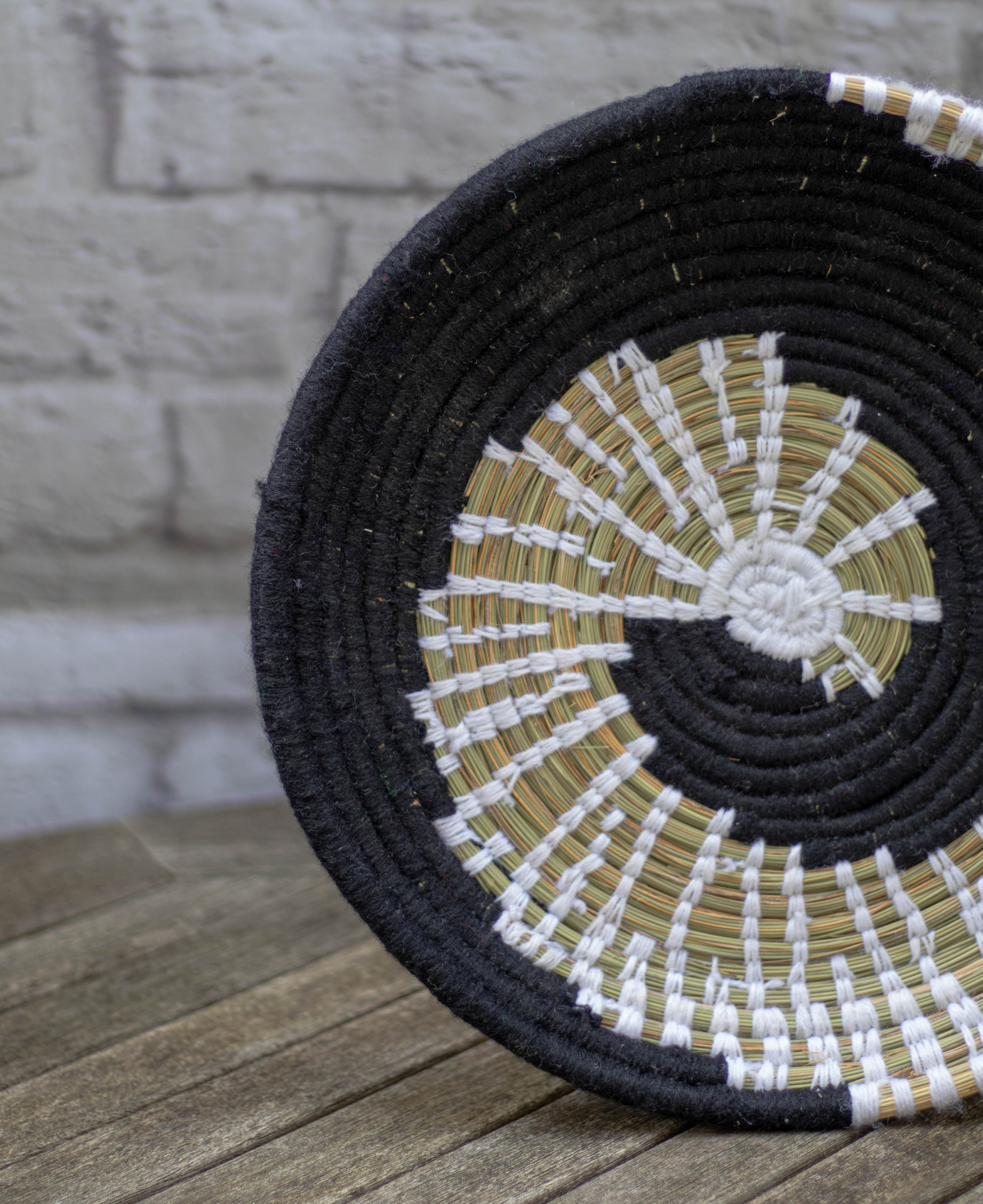 Moroccan Wool Plate - 010