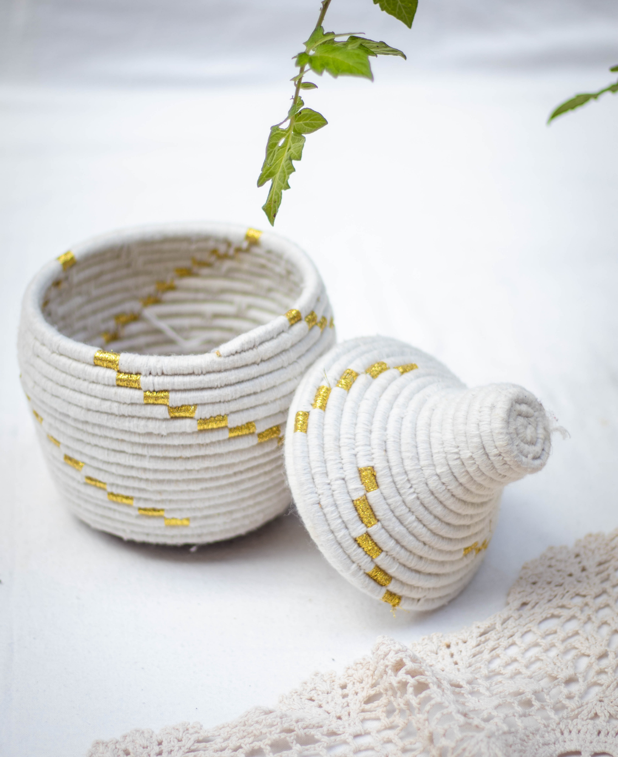 Hand-Woven Moroccan Wool Pot - 029