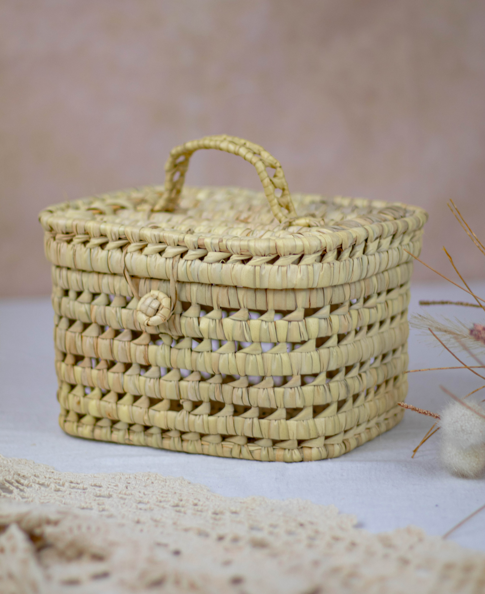 Handwoven Wicker Storage Basket with Lid