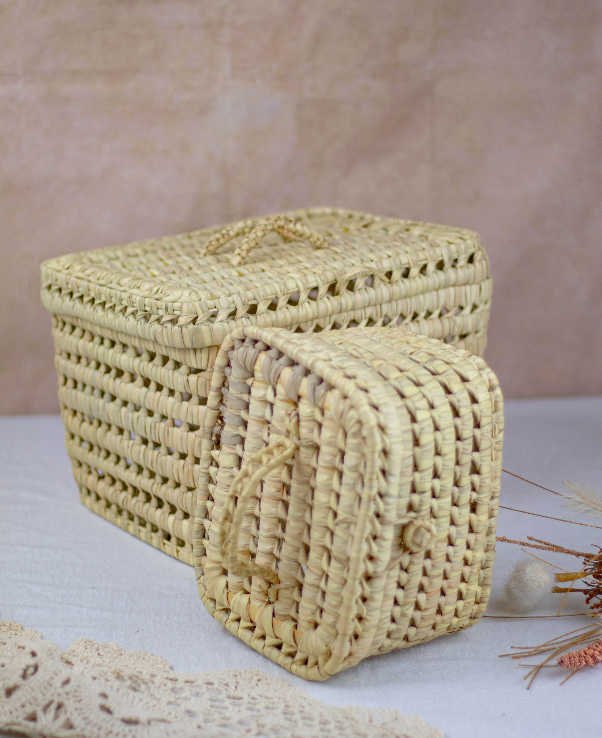 Handwoven Wicker Storage Basket with Lid