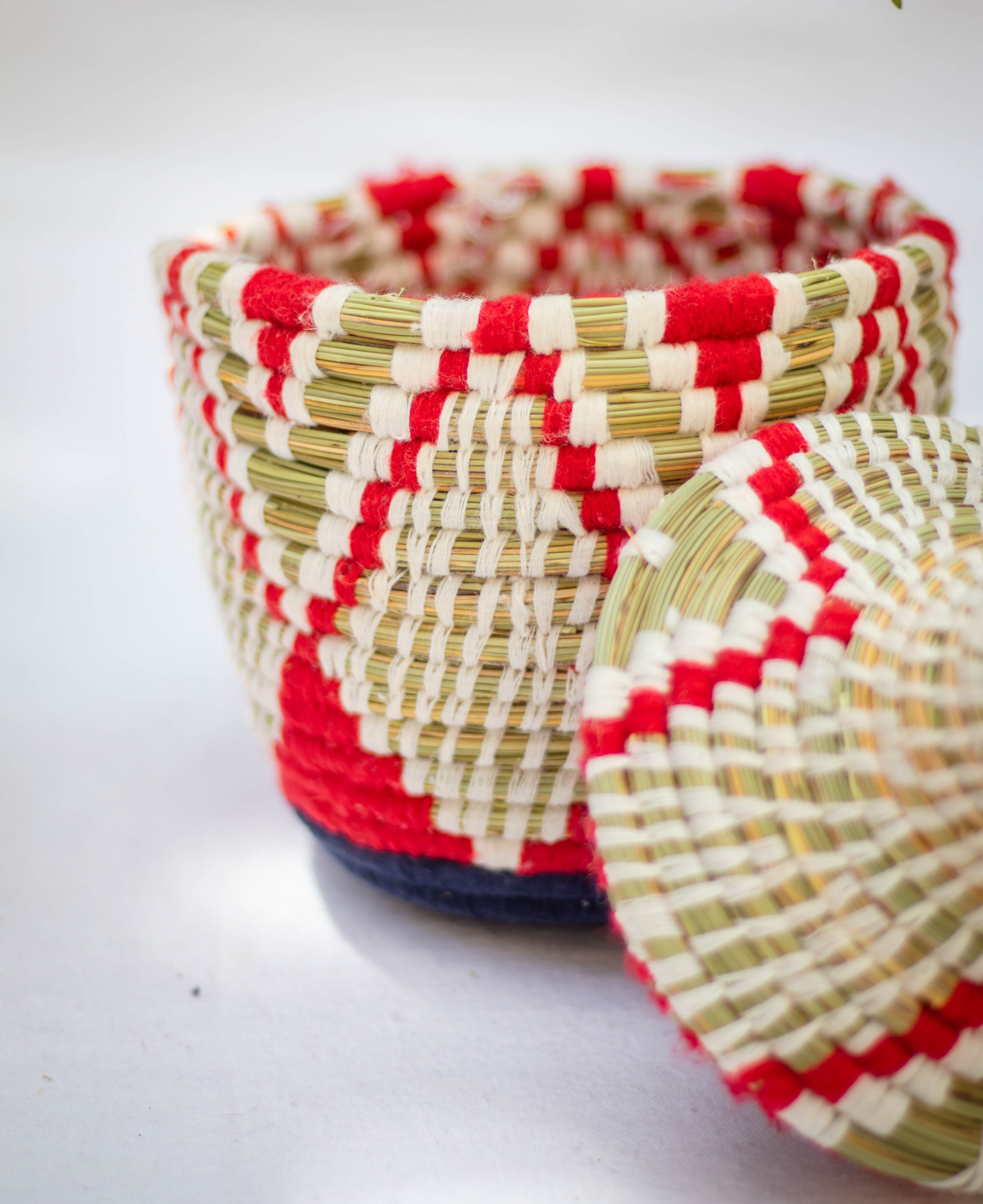Hand-Woven Moroccan Wool Pot - 032