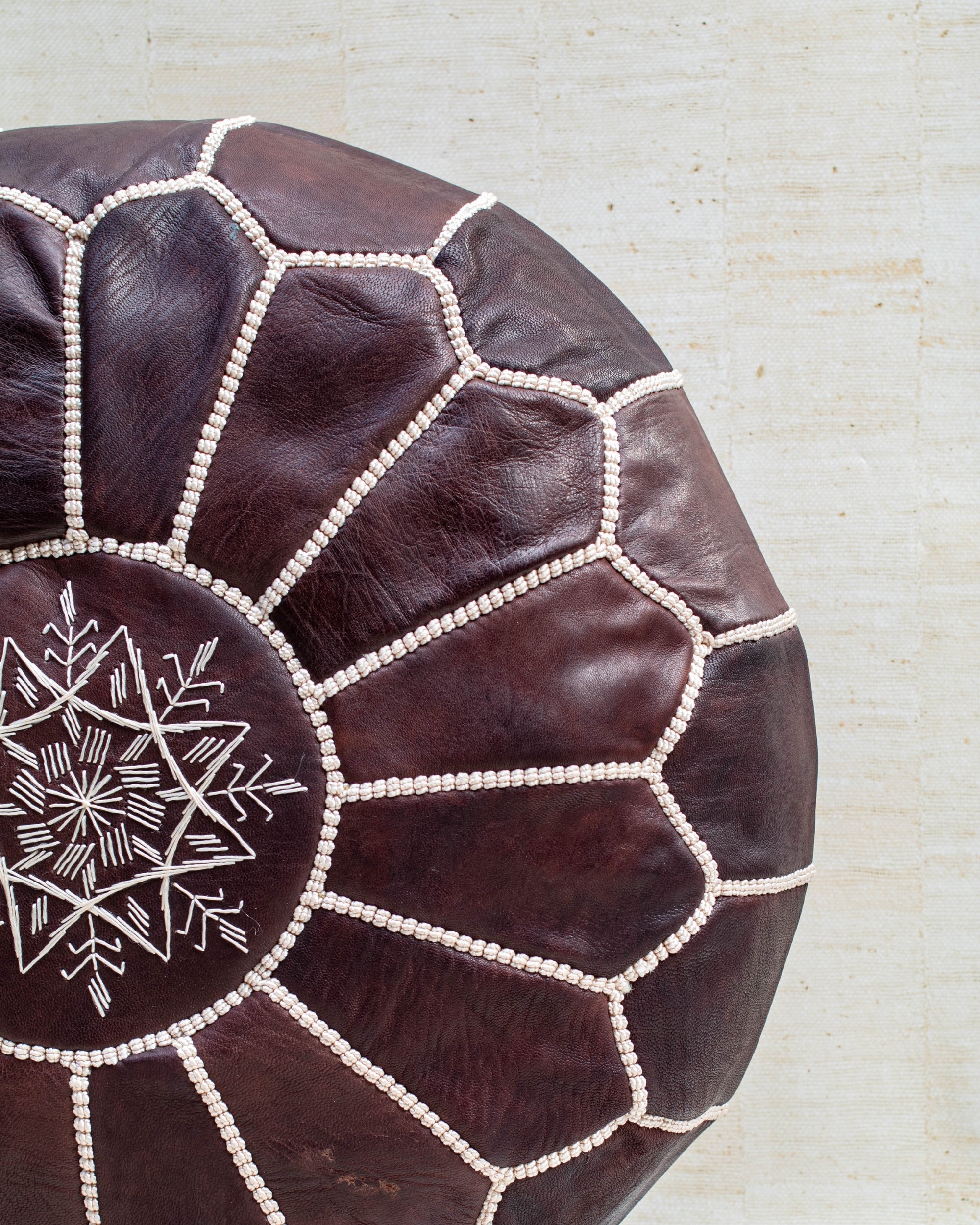 Dark brown pouf with zip base for filling