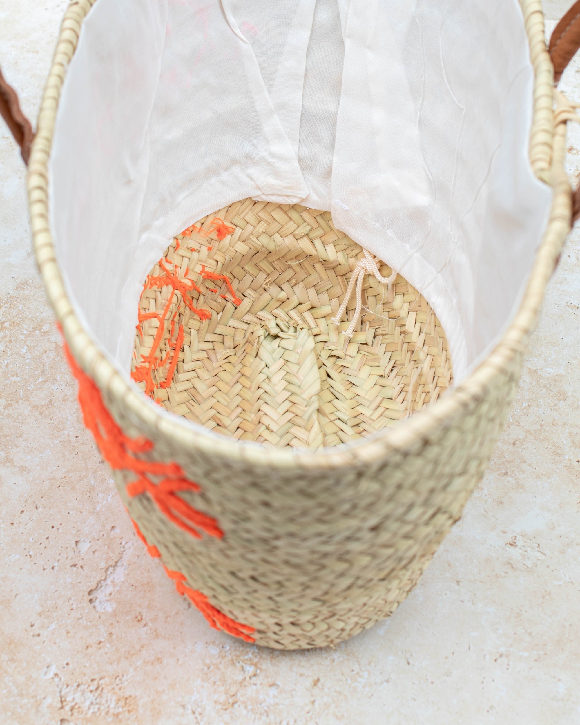 French market basket – leather handles and drawstring lining detail