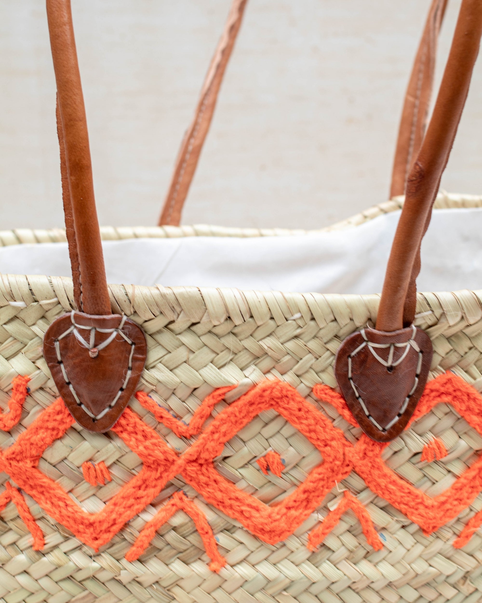 Interior view – cotton lining with drawstring closure