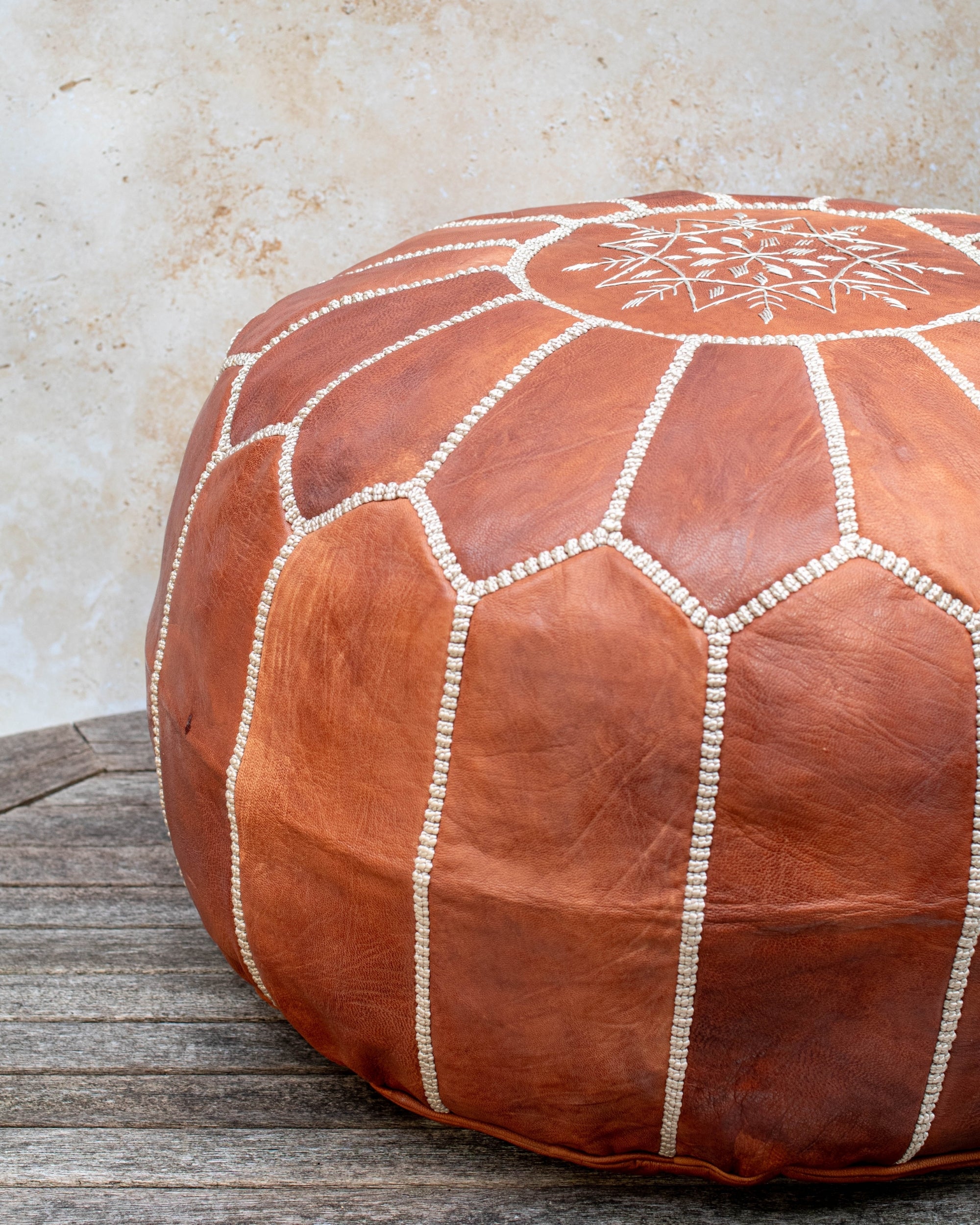 Natural tan pouf – stitching detail close up