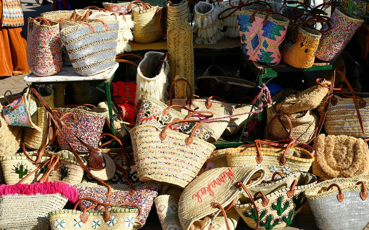 Moroccan Baskets: Palm Leaf, Rattan and What to Use Each For