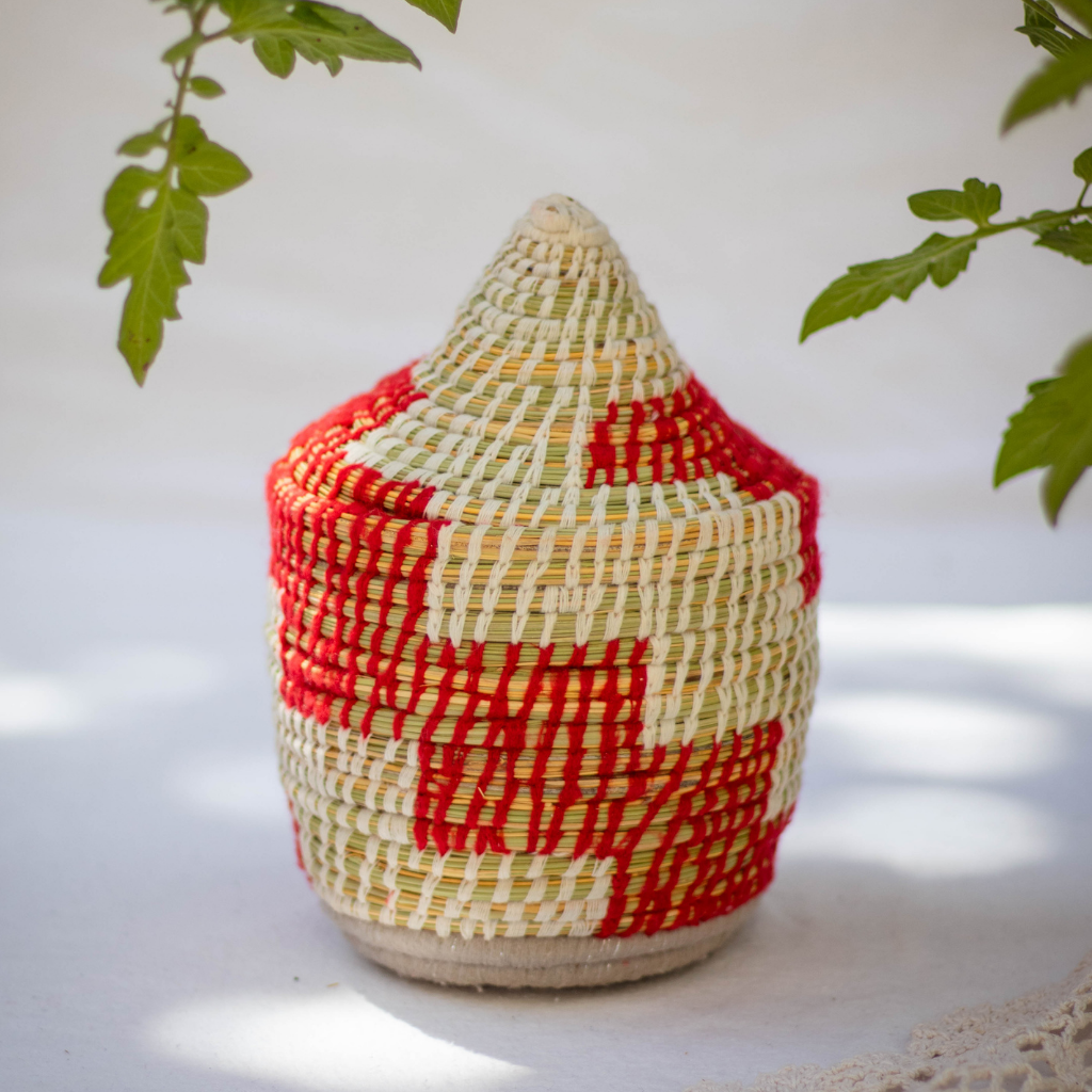 Hand-Woven Moroccan Wool Pot - 034