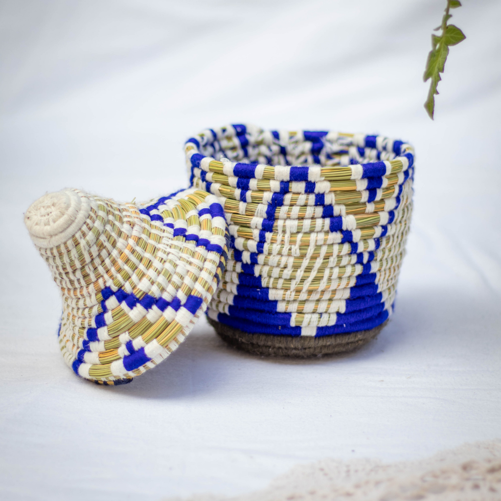 Hand-Woven Moroccan Wool Pot - 0345