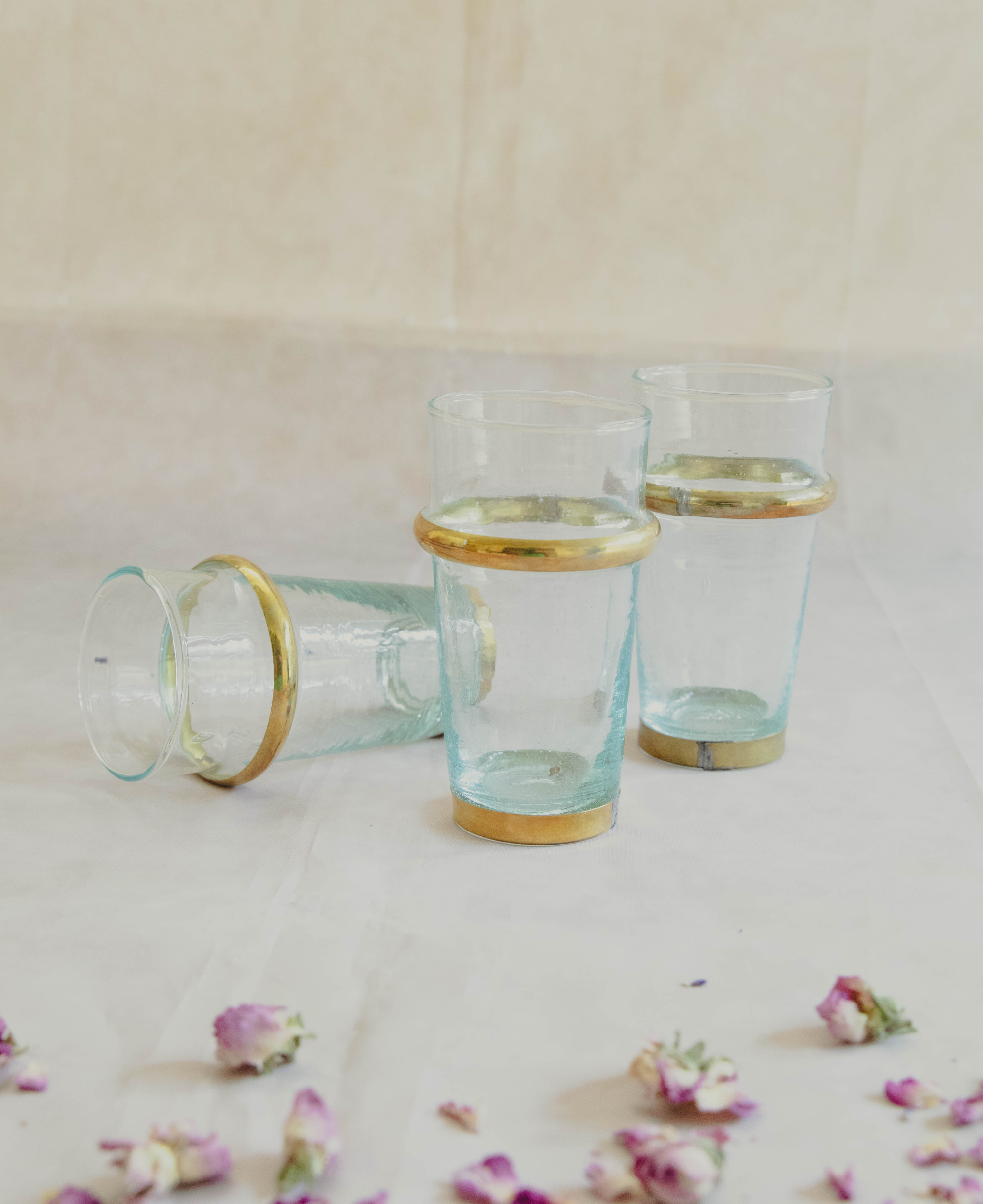Set of 6 Hand-Blown Beldi Tea Glasses with Gold Accents - Moroccan Tea Glasses with Gold Rim - Tea cup - Moroccan Tea Glasses
