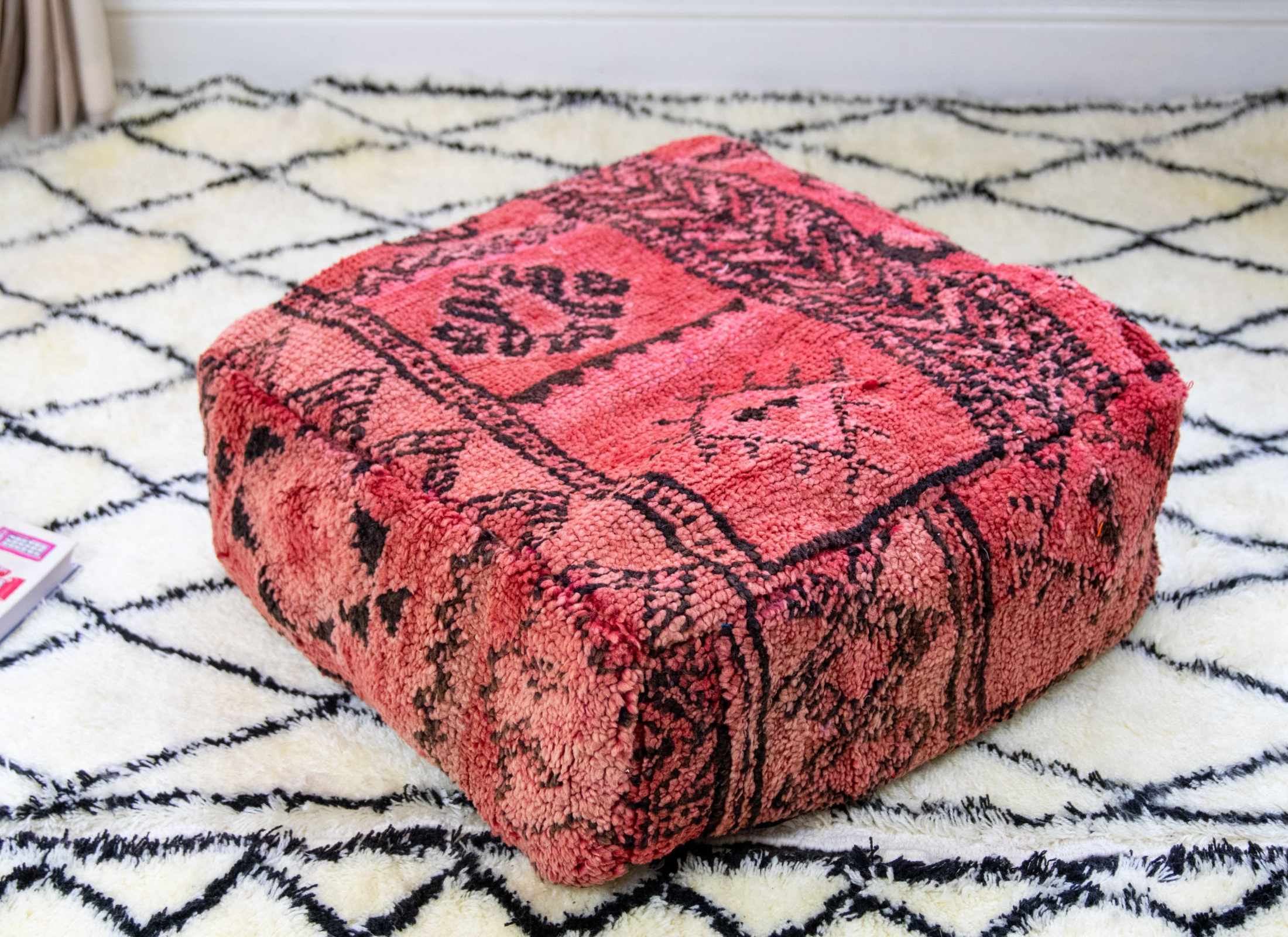 Handmade Moroccan Floor Cushions, Ottomans, and Poufs for Unique Home Décor (Itran)