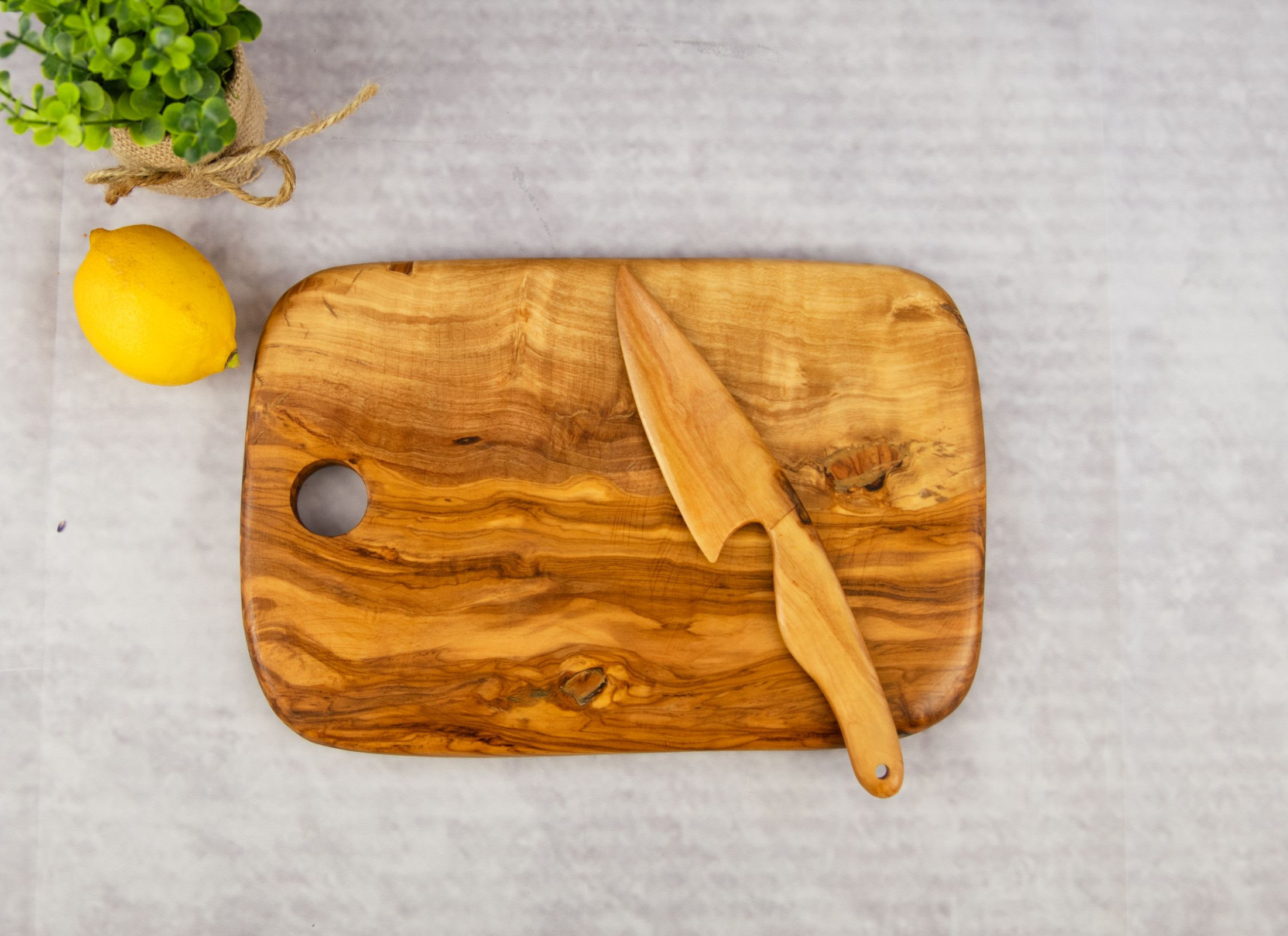 Copy of Thuya Wood Chopping Board Set: Moroccan Handcrafted Elegance with Wooden Knife Ensemble - Your Culinary Upgrade
