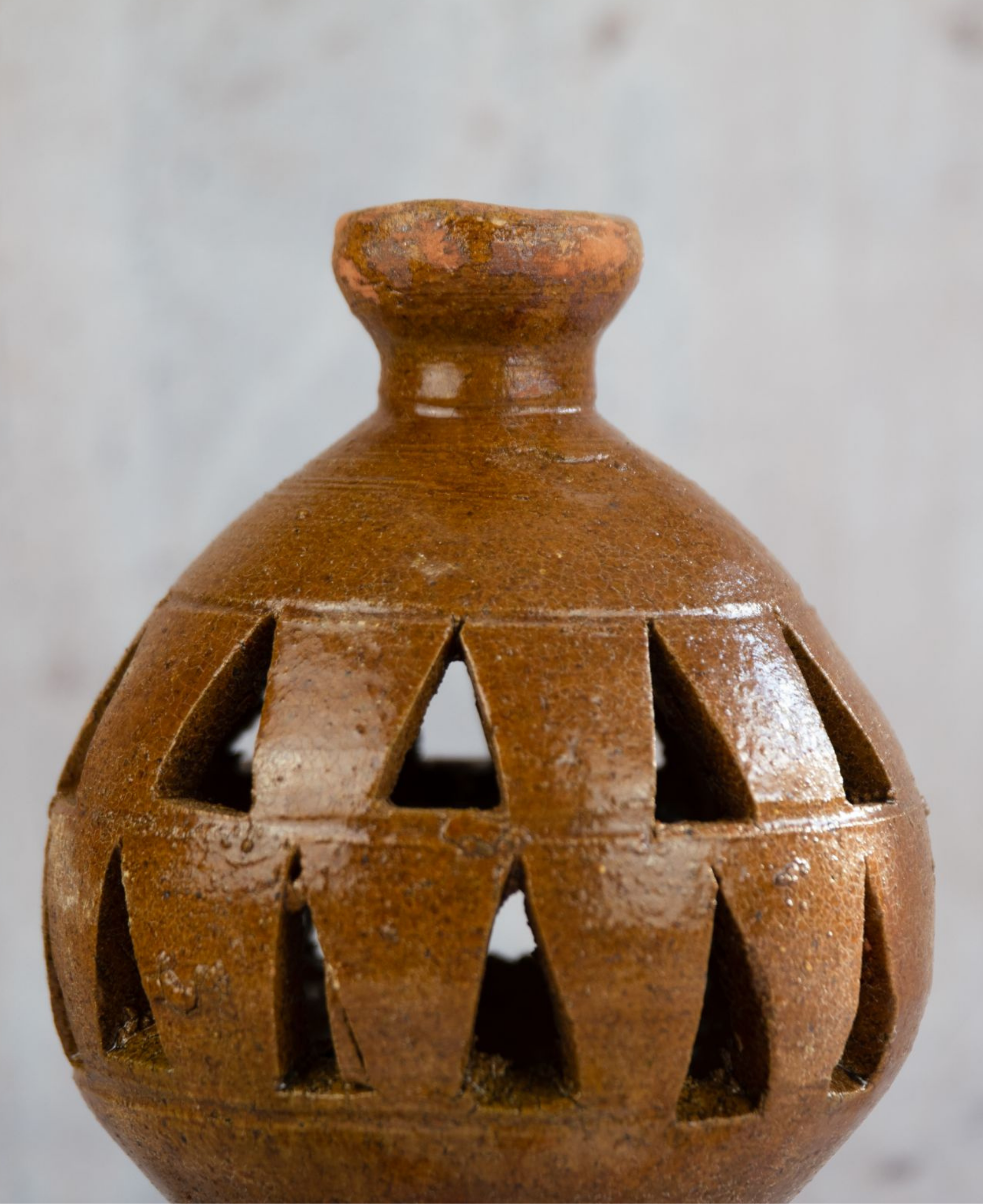 Illuminate Your Space with Our Handmade Moroccan Pottery Candle Holder- Exquisite Tea Light Holder Crafted in Morocco for a Touch of Artisan