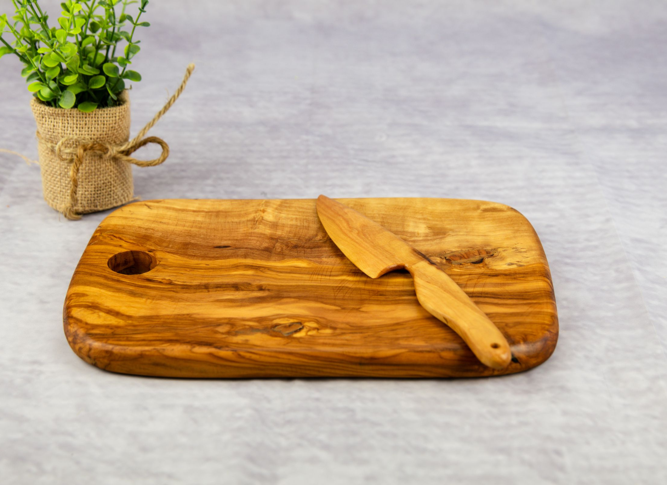 Copy of Thuya Wood Chopping Board Set: Moroccan Handcrafted Elegance with Wooden Knife Ensemble - Your Culinary Upgrade