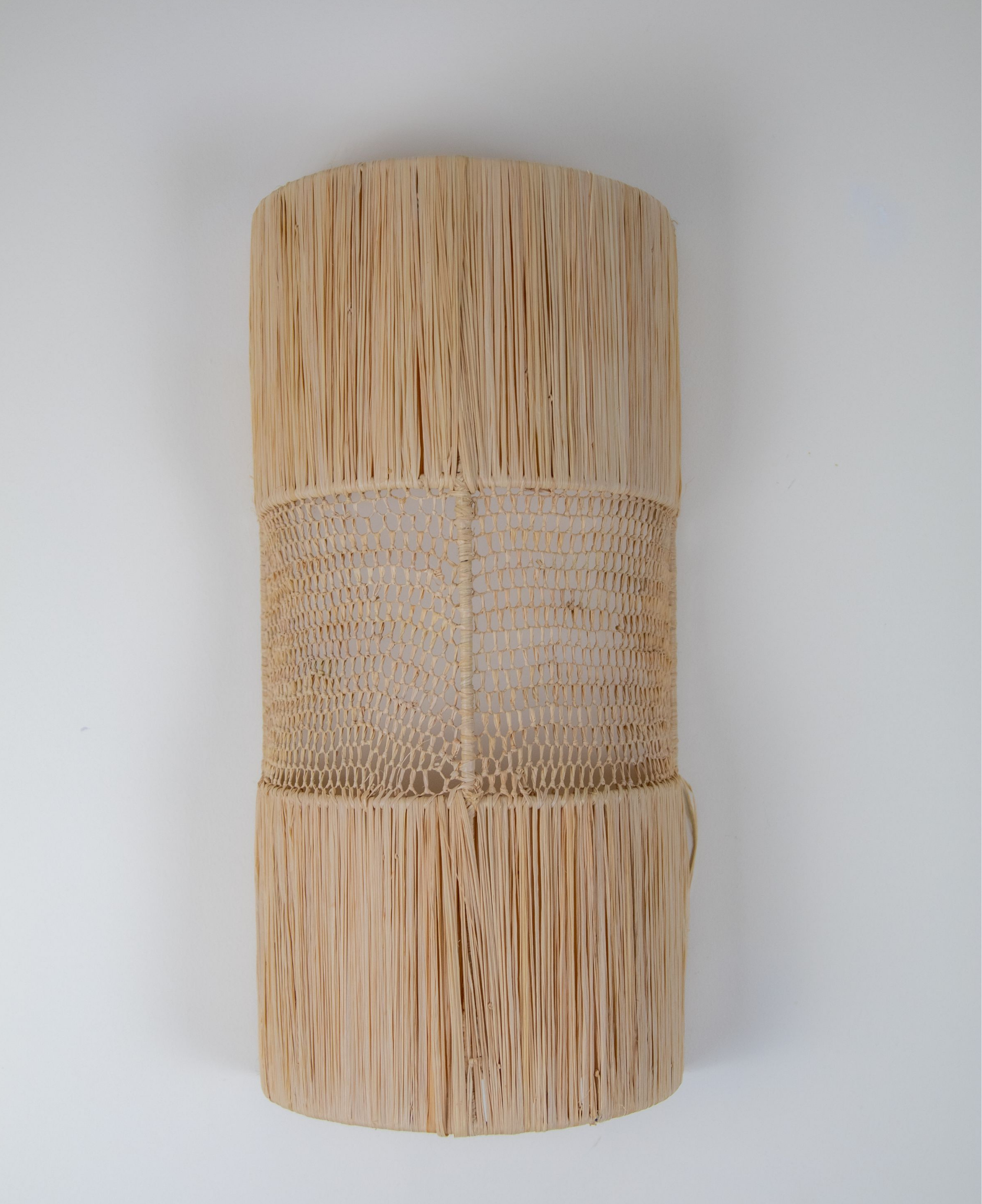 Raffia Wall Light Fixture: Stylish Wicker Lampshade for Your Space