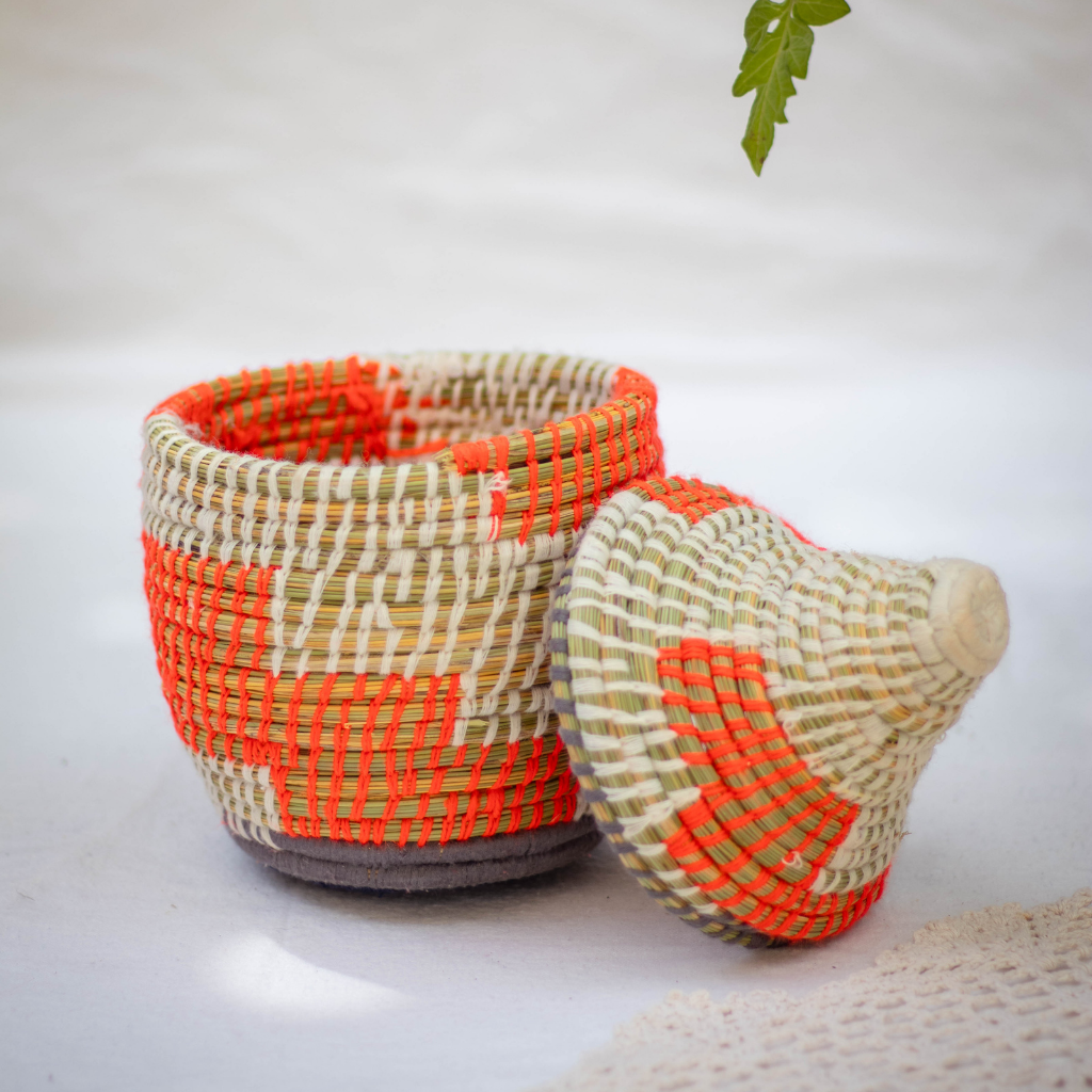 Hand-Woven Moroccan Wool Pot - 030