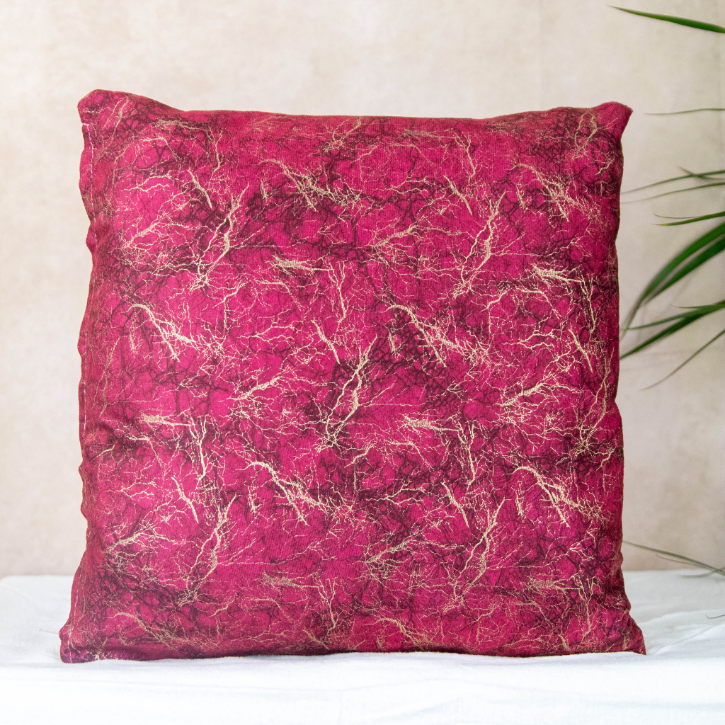 Patterned Cushion Cover: Pink