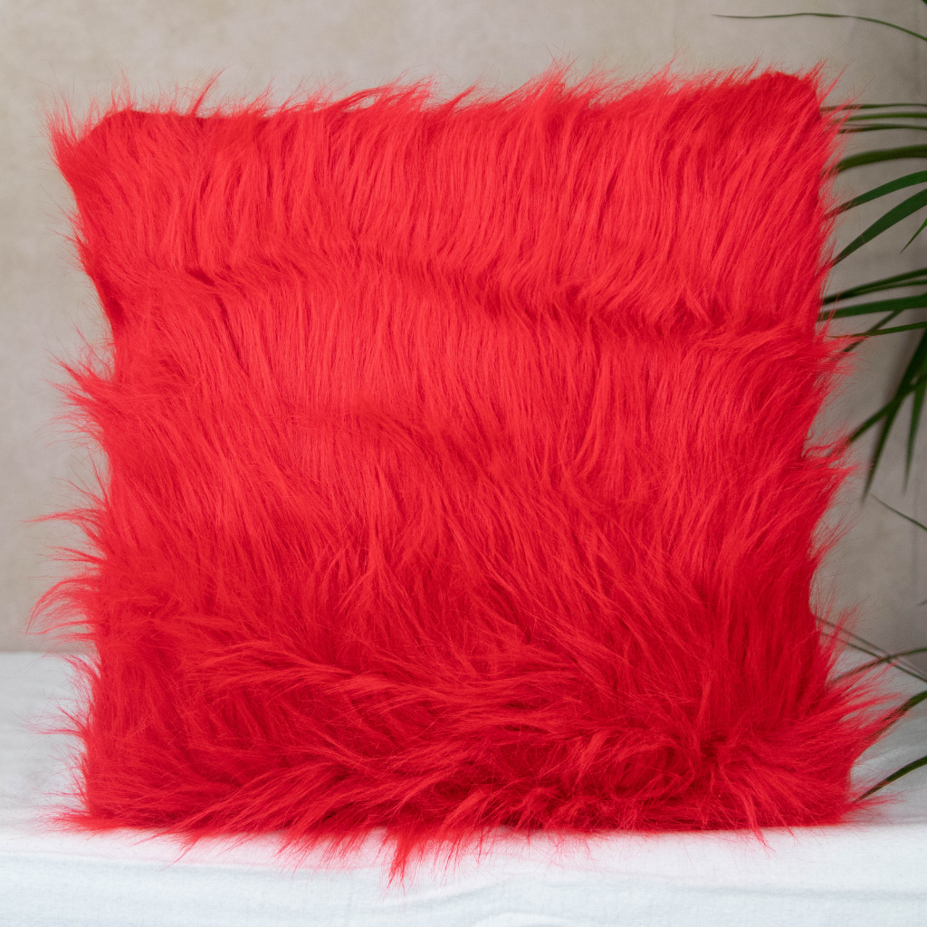 Super Soft Faux Fur Cushion Cover: Red